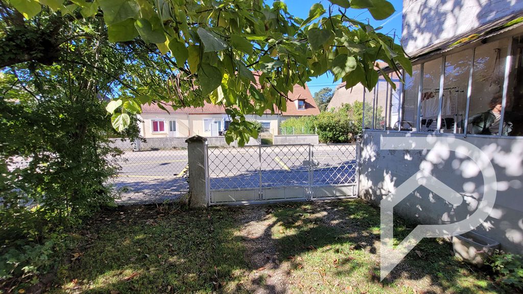 Achat maison à vendre 2 chambres 76 m² - Saint-Aubin