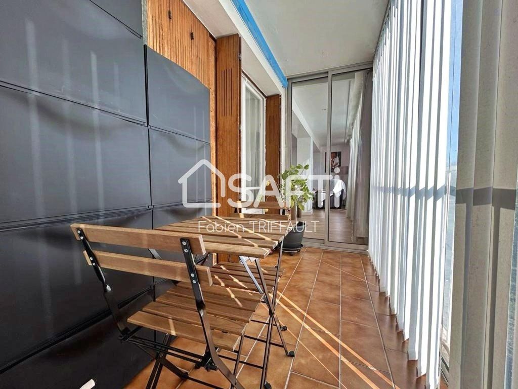Achat appartement à vendre 5 pièces 88 m² - Toulon