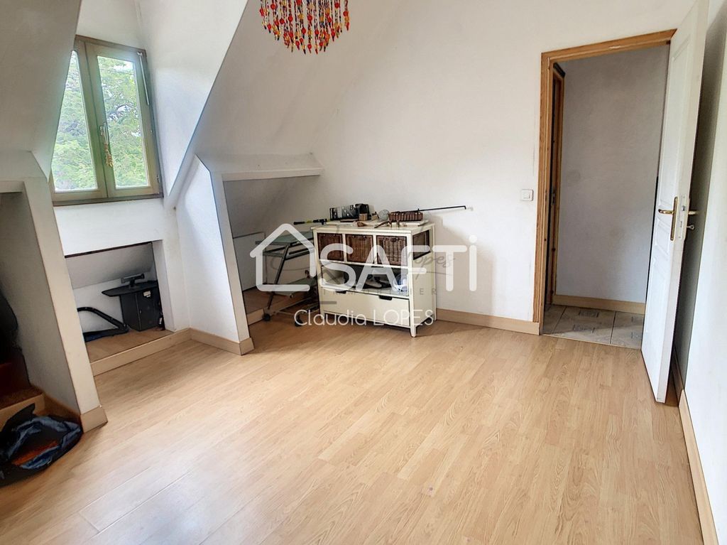 Achat maison à vendre 5 chambres 156 m² - Éragny