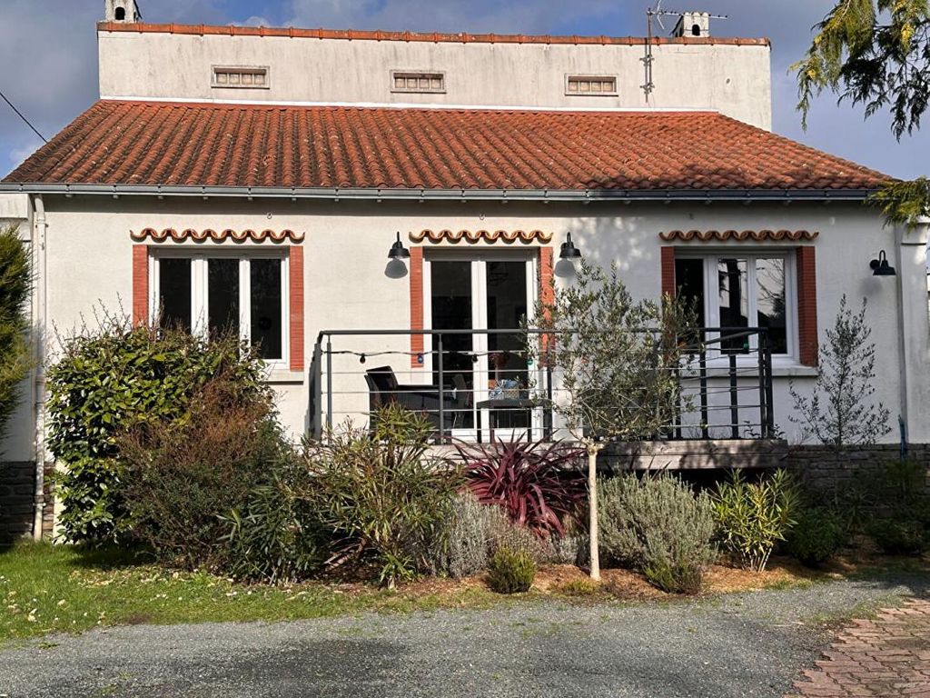 Achat maison à vendre 3 chambres 143 m² - Saint-Herblain