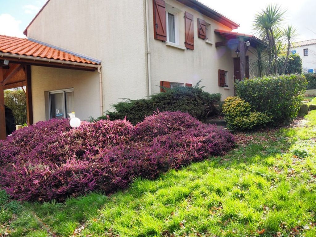 Achat maison à vendre 5 chambres 134 m² - Les Sorinières