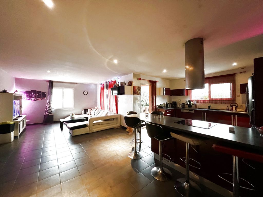 Achat maison à vendre 5 chambres 124 m² - La Roche-sur-Yon