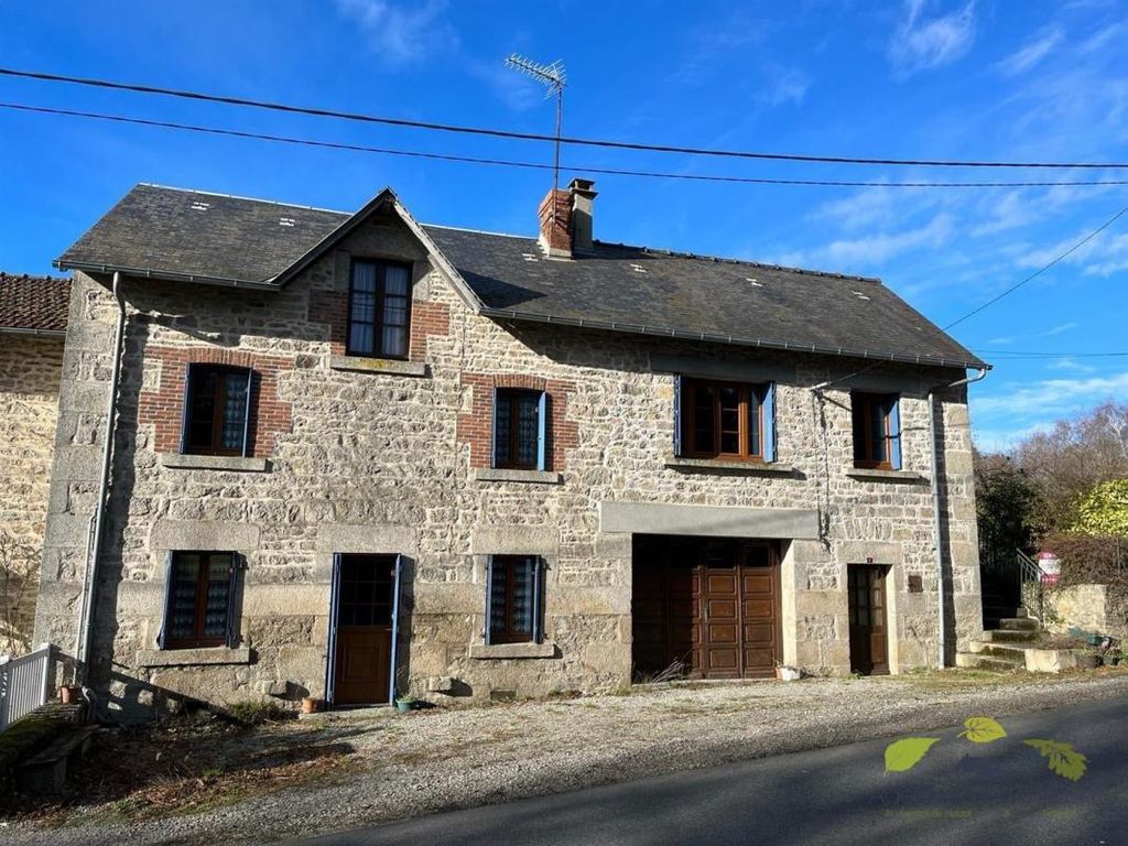 Achat maison à vendre 3 chambres 120 m² - Saint-Amand-Jartoudeix