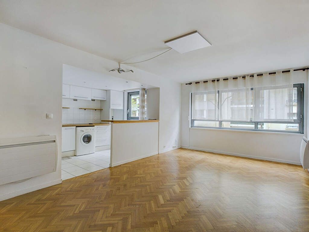 Achat appartement à vendre 2 pièces 63 m² - Paris 20ème arrondissement