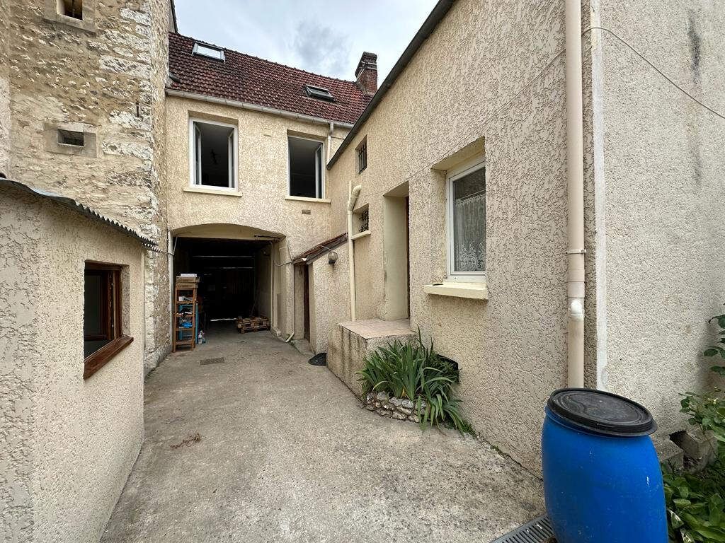 Achat maison à vendre 4 chambres 100 m² - Freneuse