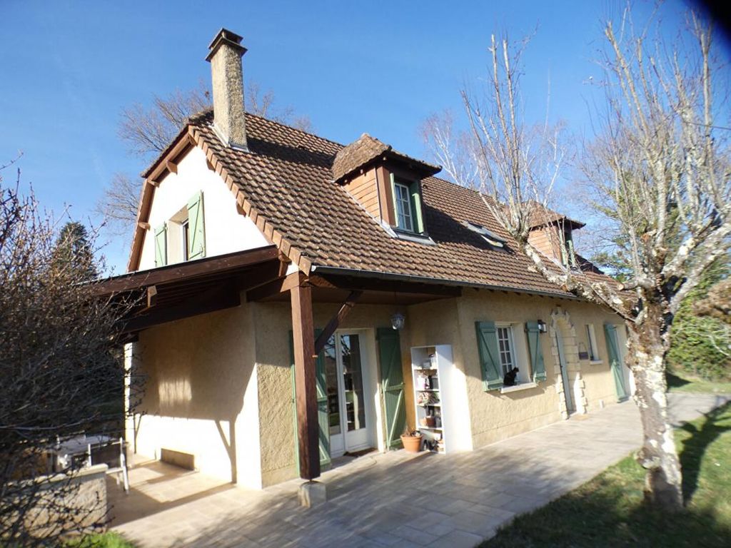 Achat maison à vendre 4 chambres 143 m² - Terrasson-Lavilledieu