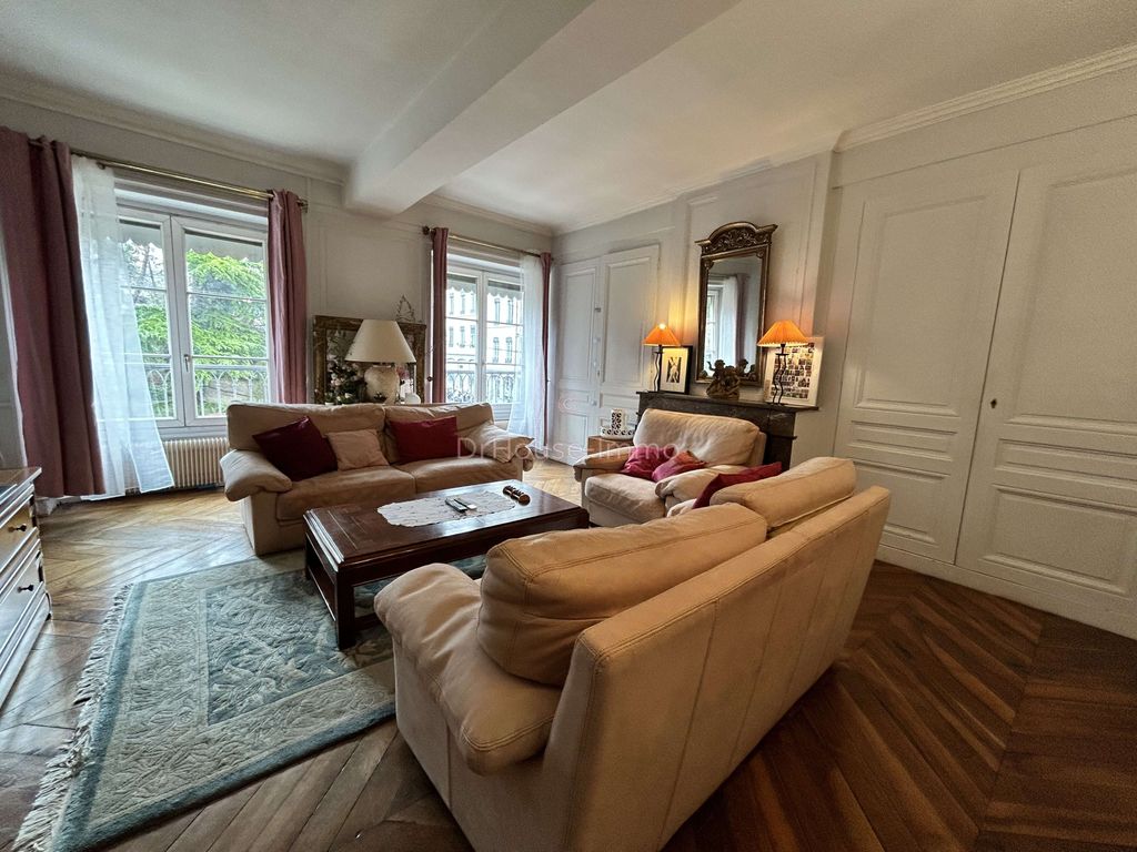 Achat appartement à vendre 3 pièces 108 m² - Lyon 1er arrondissement