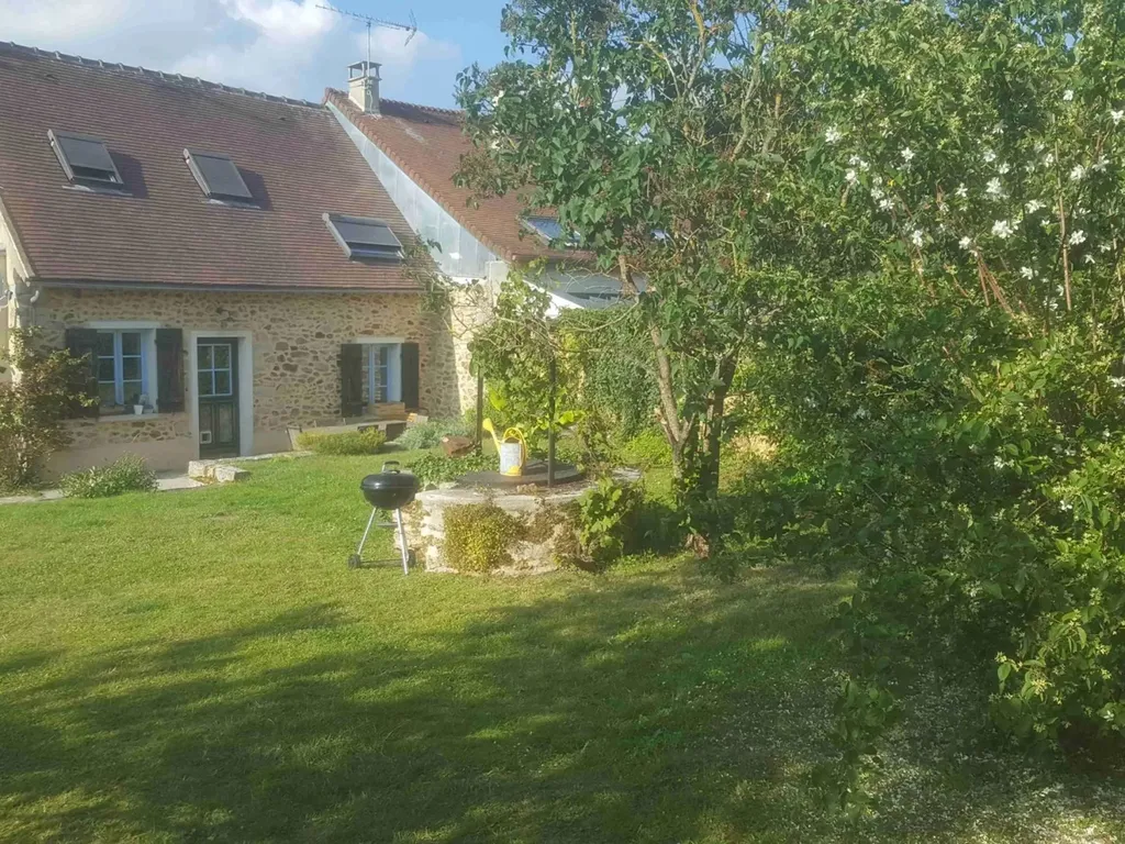 Achat maison à vendre 4 chambres 102 m² - Fontenay-Trésigny