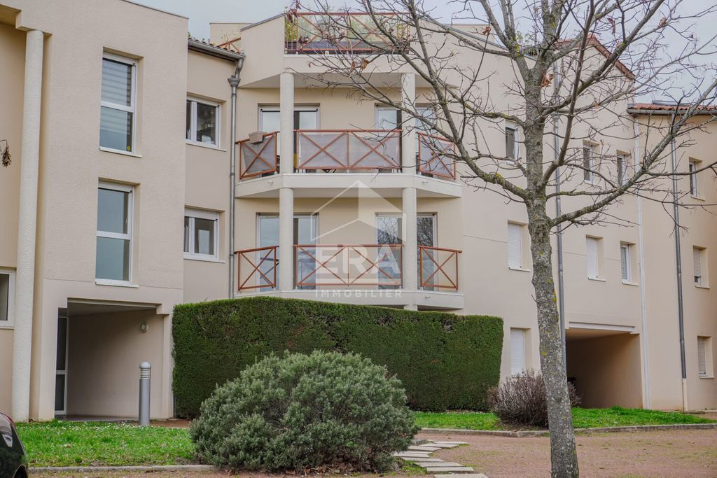 Achat appartement à vendre 2 pièces 53 m² - Saint-Genis-les-Ollières