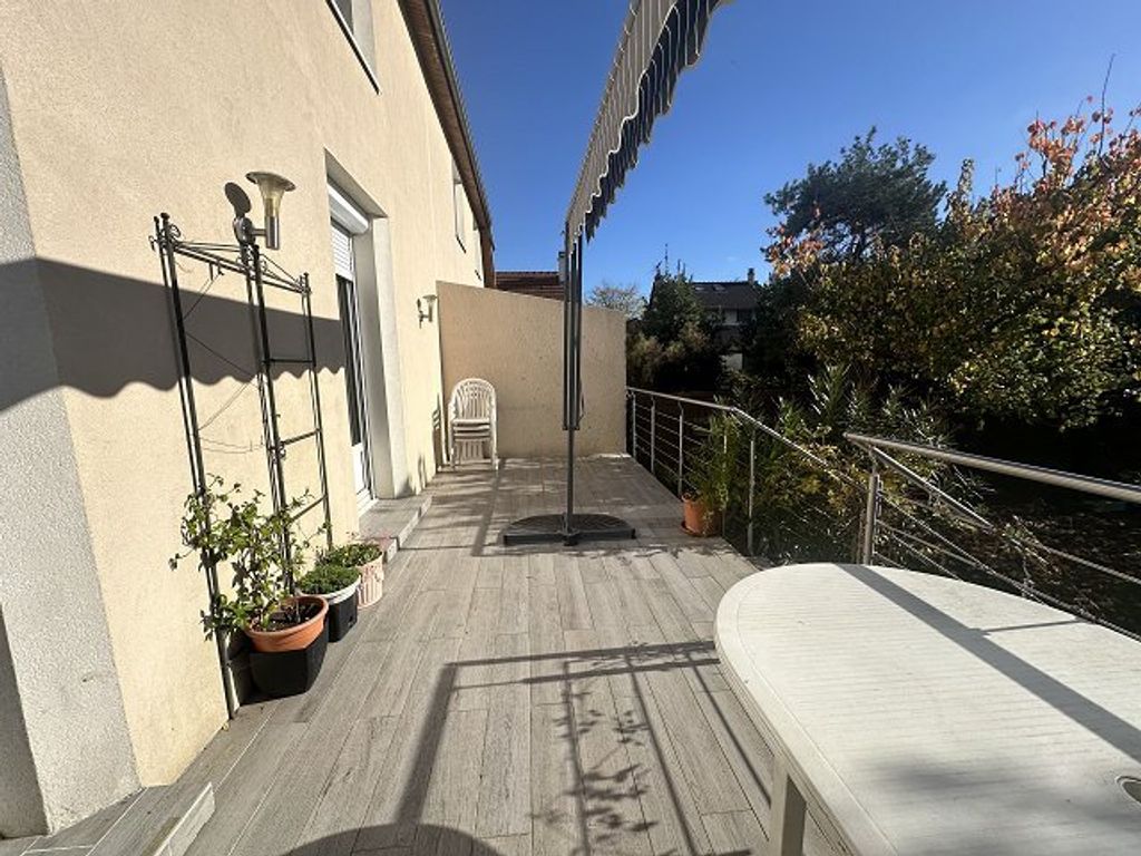 Achat maison à vendre 3 chambres 95 m² - Créteil