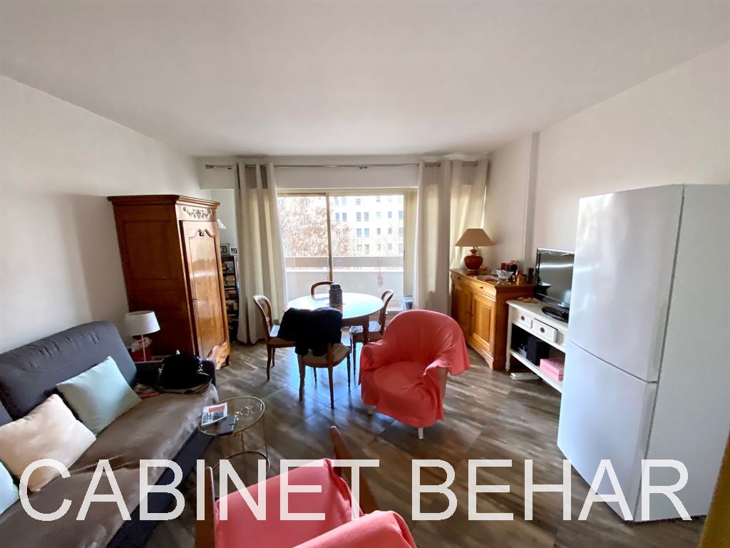 Achat appartement à vendre 3 pièces 55 m² - Saint-Mandé