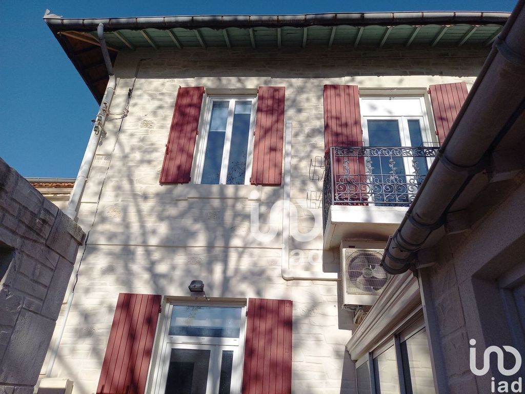 Achat maison à vendre 2 chambres 89 m² - Nîmes