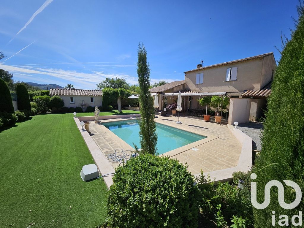 Achat maison à vendre 2 chambres 168 m² - Le Castellet