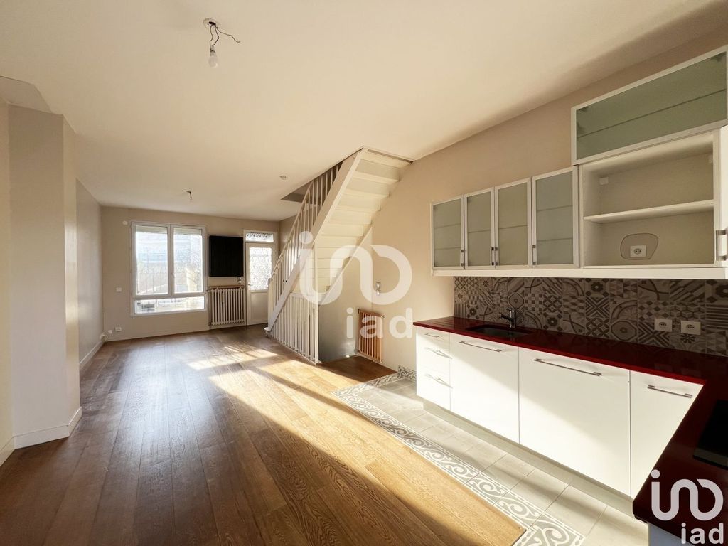 Achat maison à vendre 3 chambres 84 m² - Rueil-Malmaison