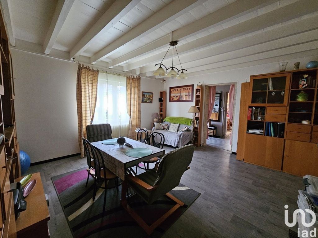 Achat maison à vendre 4 chambres 133 m² - Coutras