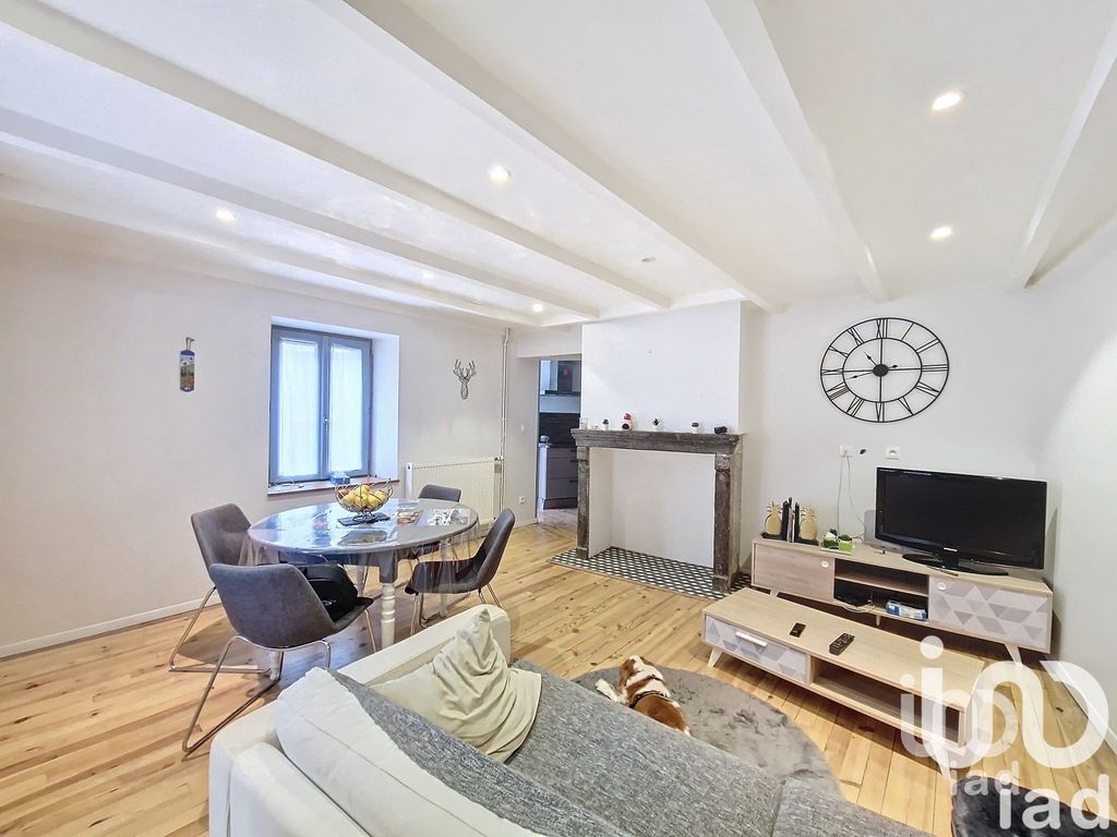 Achat maison à vendre 2 chambres 83 m² - Besse-et-Saint-Anastaise