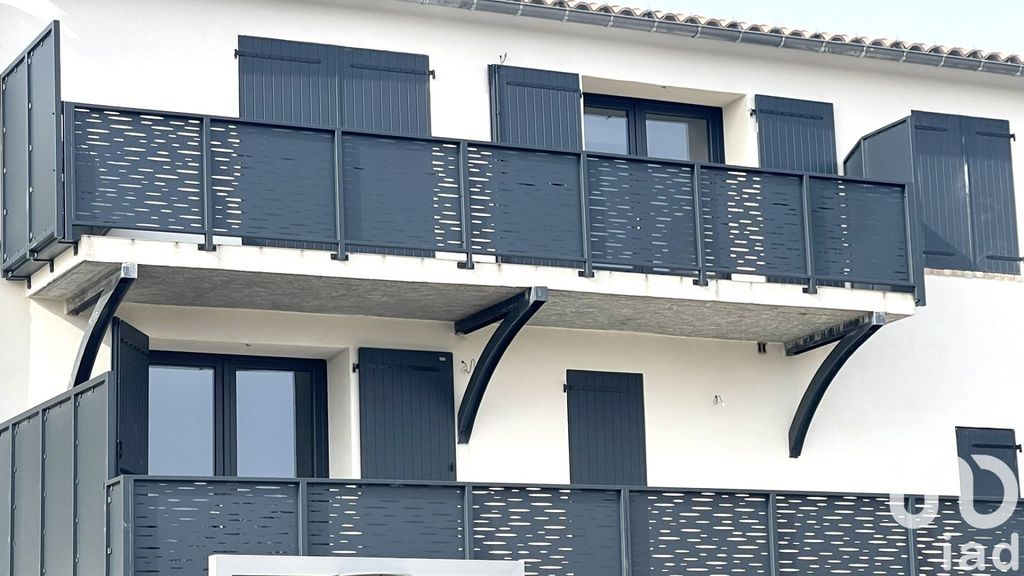 Achat appartement à vendre 4 pièces 95 m² - Sainte-Cécile-les-Vignes