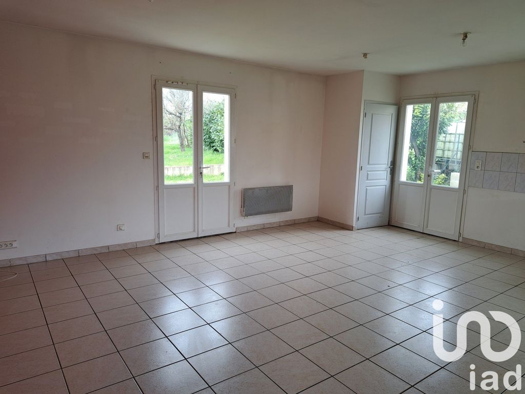 Achat maison à vendre 3 chambres 85 m² - Longèves