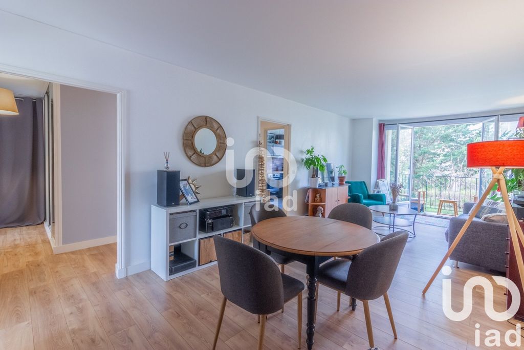 Achat appartement à vendre 3 pièces 74 m² - Maisons-Laffitte