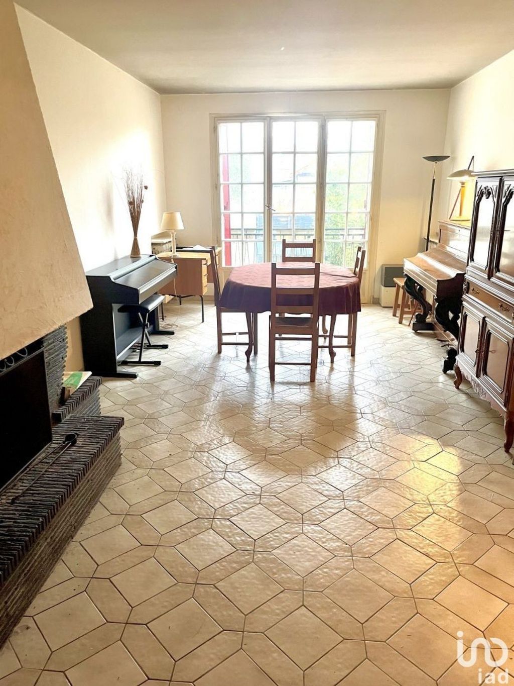 Achat maison à vendre 6 chambres 158 m² - Maisons-Alfort