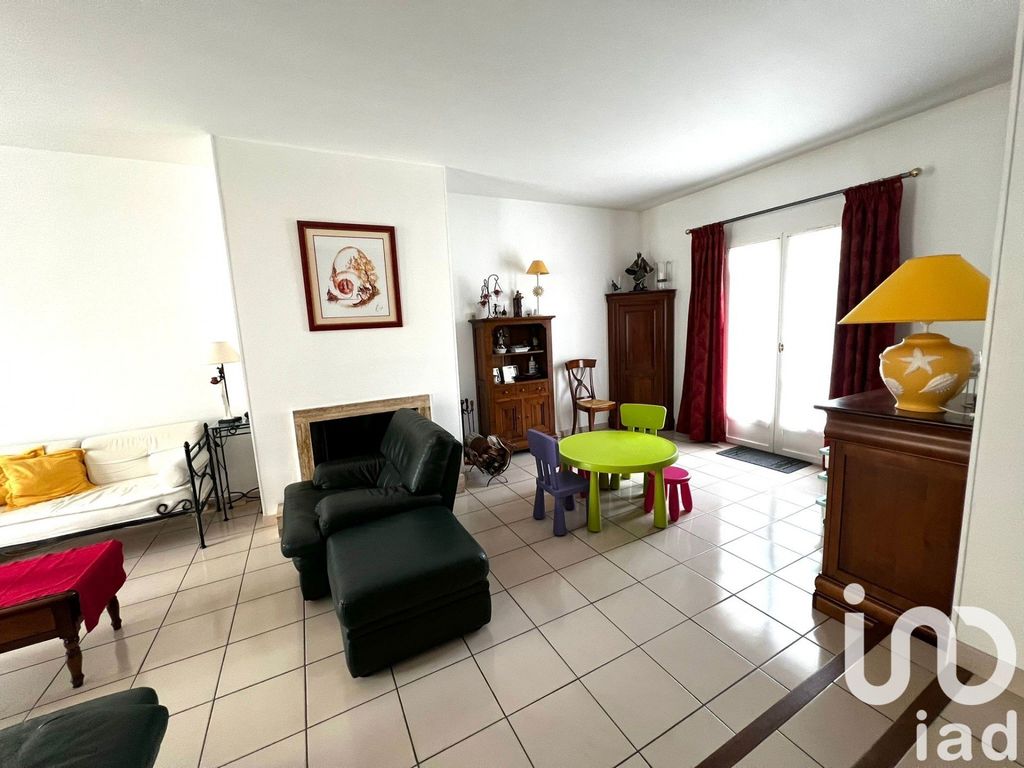 Achat maison à vendre 5 chambres 152 m² - Longjumeau