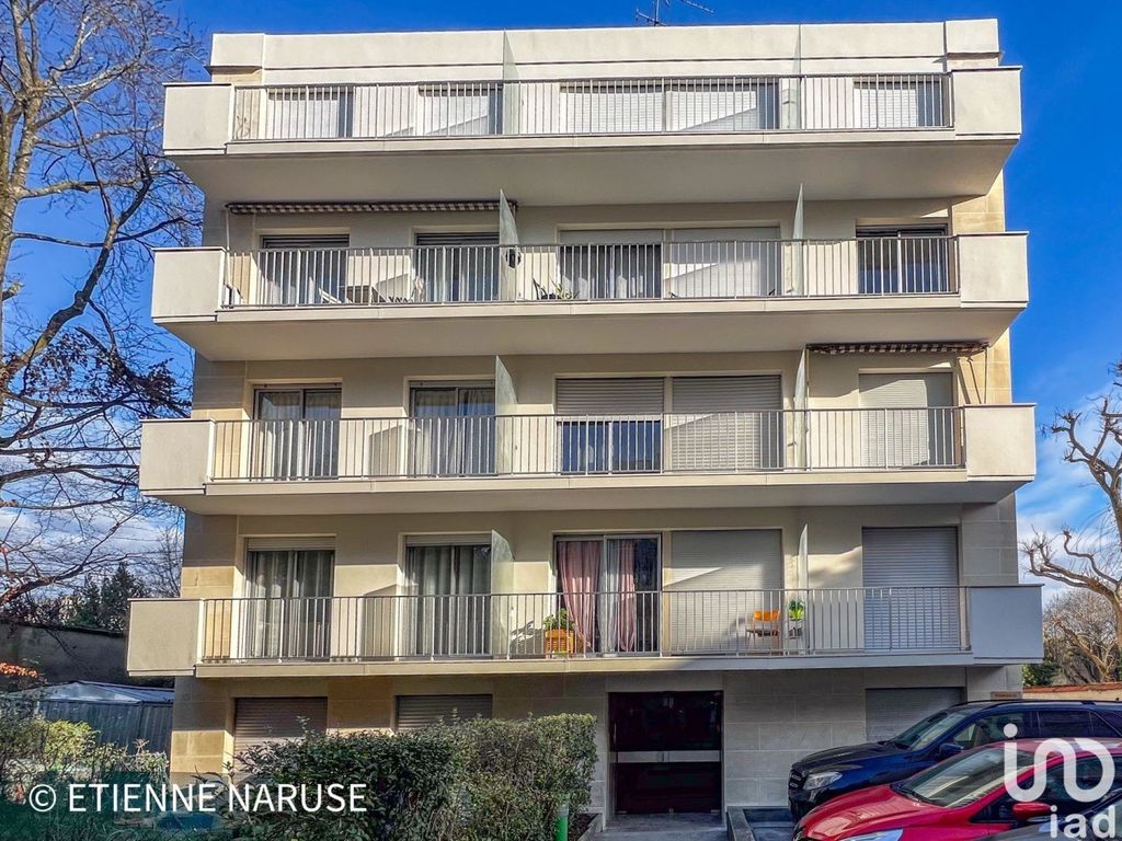 Achat appartement à vendre 2 pièces 46 m² - Saint-Germain-en-Laye