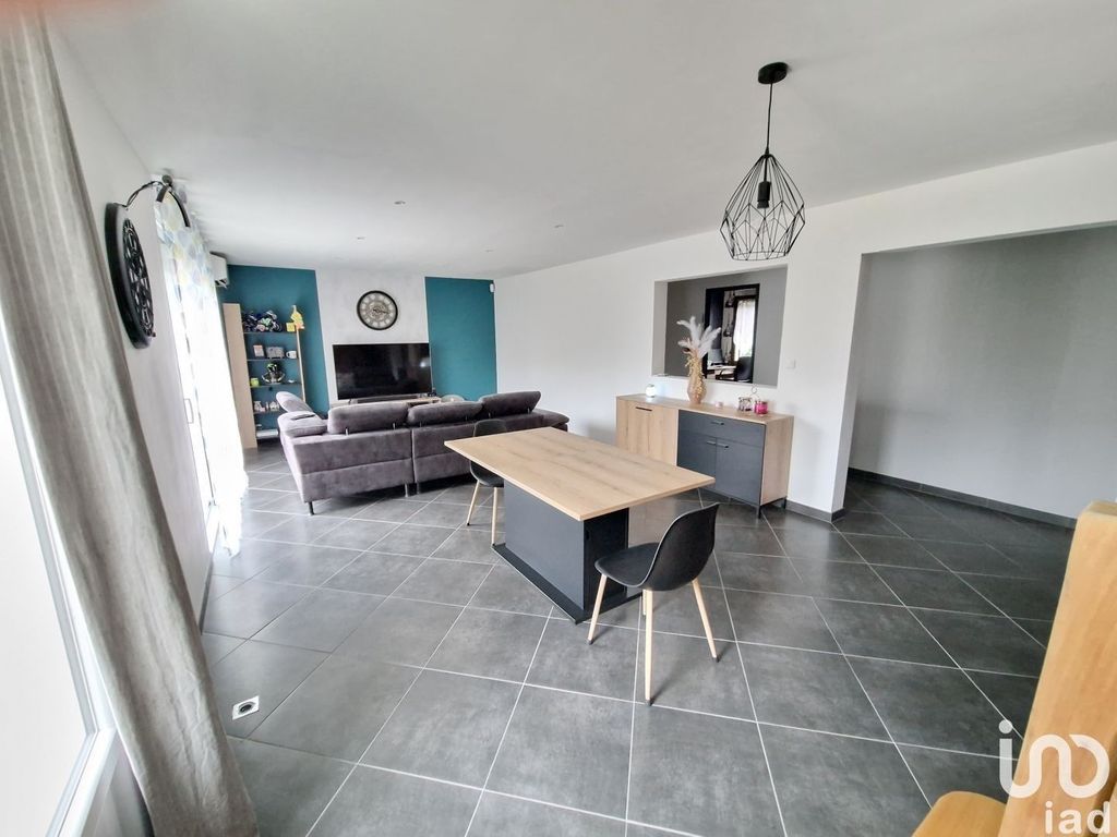 Achat maison à vendre 4 chambres 214 m² - Bray-Saint-Aignan