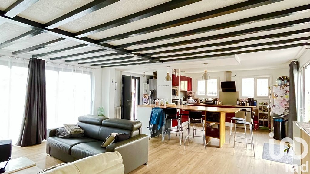Achat maison à vendre 3 chambres 113 m² - Ambarès-et-Lagrave