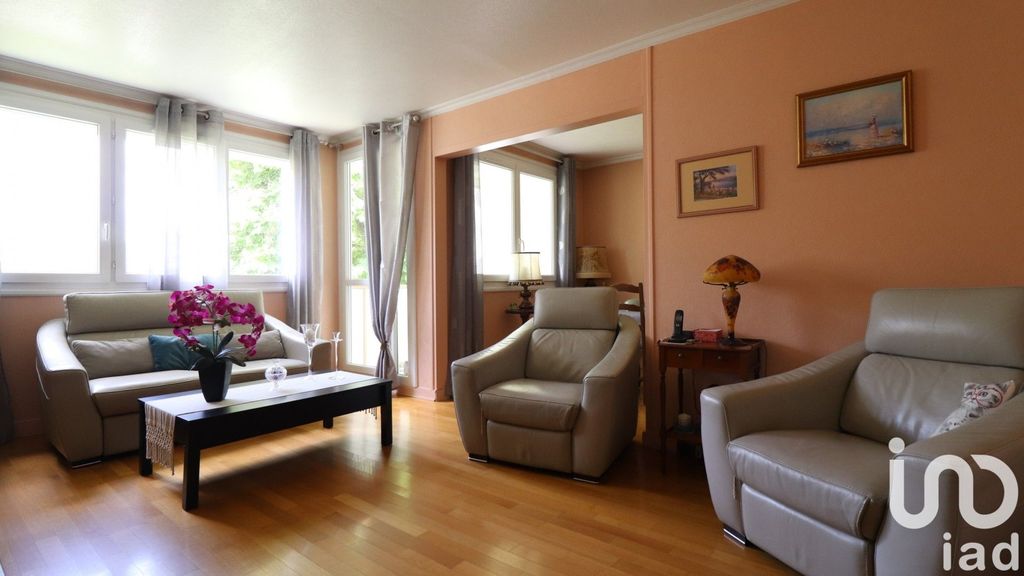 Achat appartement à vendre 4 pièces 74 m² - Saint-Michel-sur-Orge