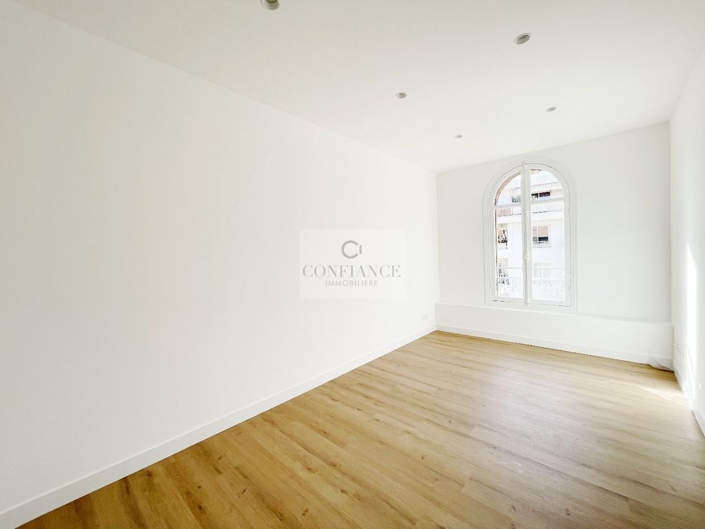 Achat appartement à vendre 3 pièces 59 m² - Nice