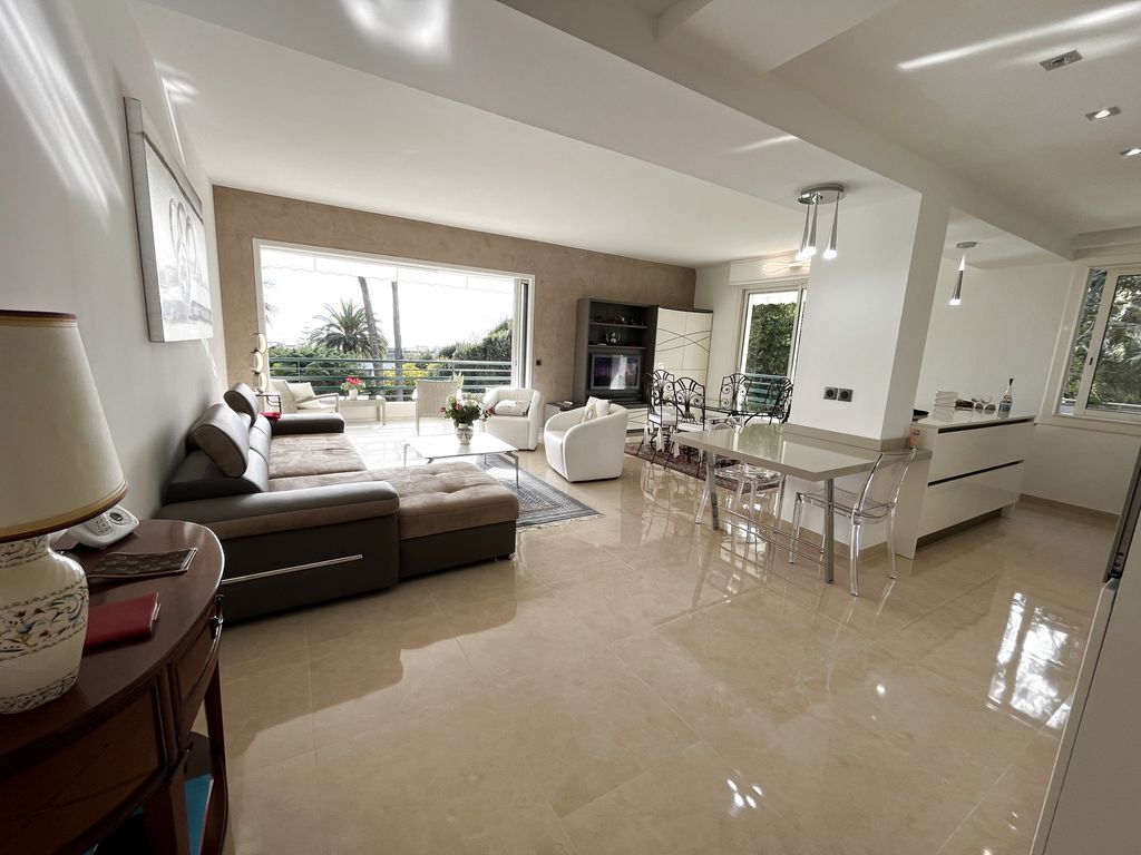 Achat appartement à vendre 3 pièces 95 m² - Cannes