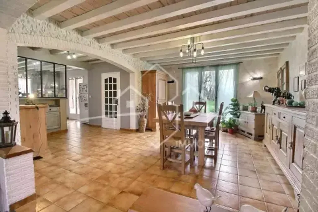 Achat maison à vendre 3 chambres 108 m² - Saint-Sorlin-en-Valloire