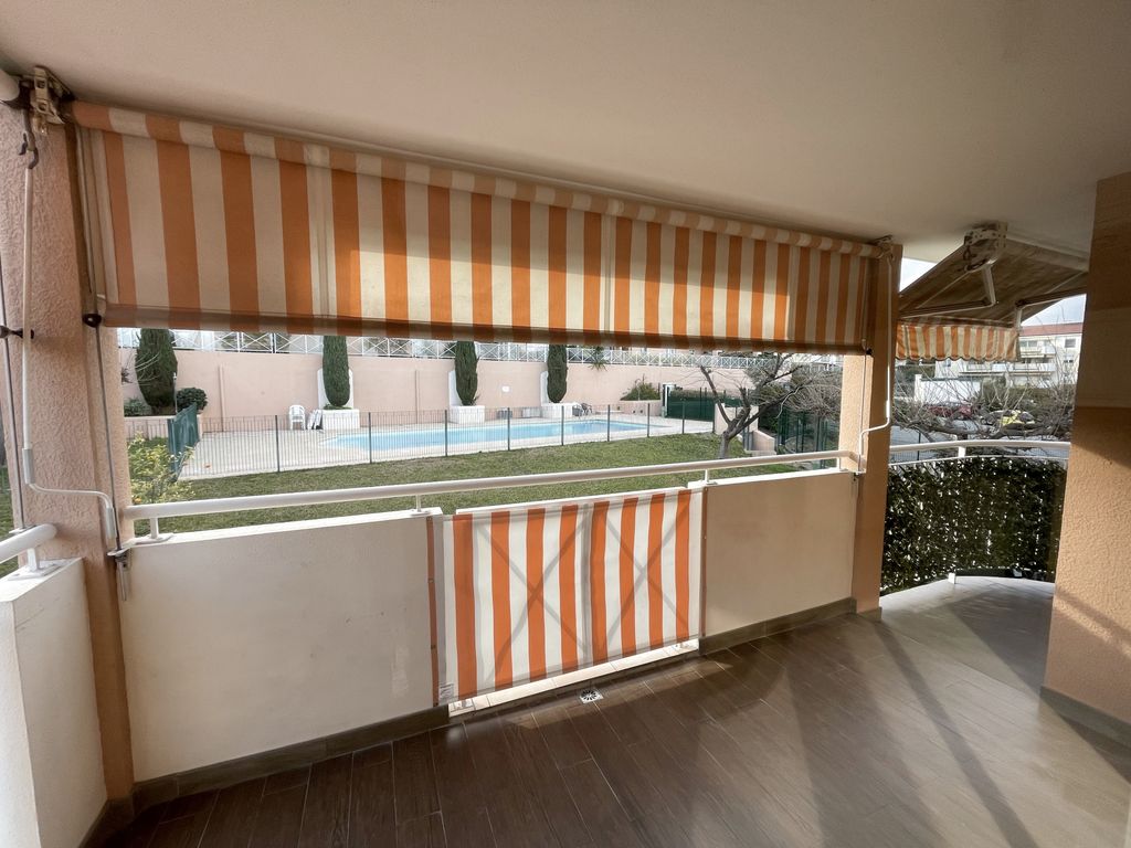 Achat appartement à vendre 3 pièces 64 m² - Saint-Laurent-du-Var