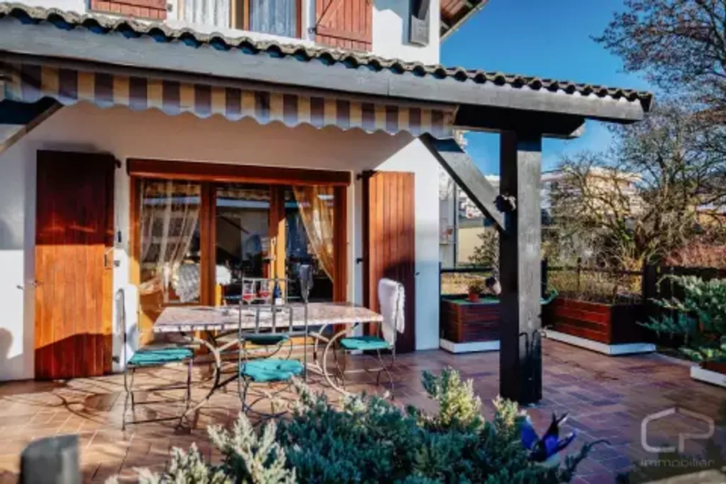 Achat maison à vendre 3 chambres 119 m² - Annecy