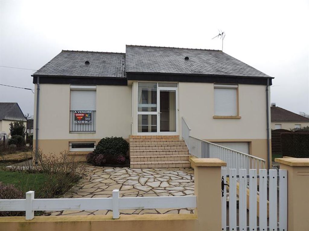 Achat maison à vendre 3 chambres 91 m² - Saint-Denis-de-Gastines