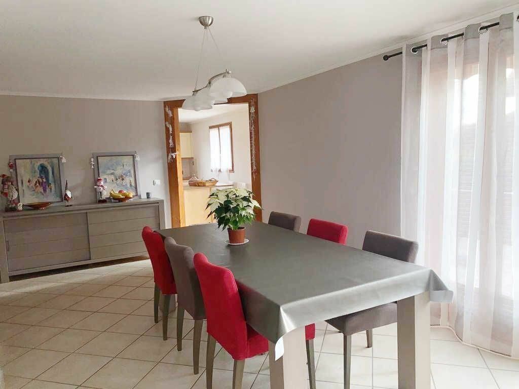 Achat maison à vendre 3 chambres 147 m² - Éloise