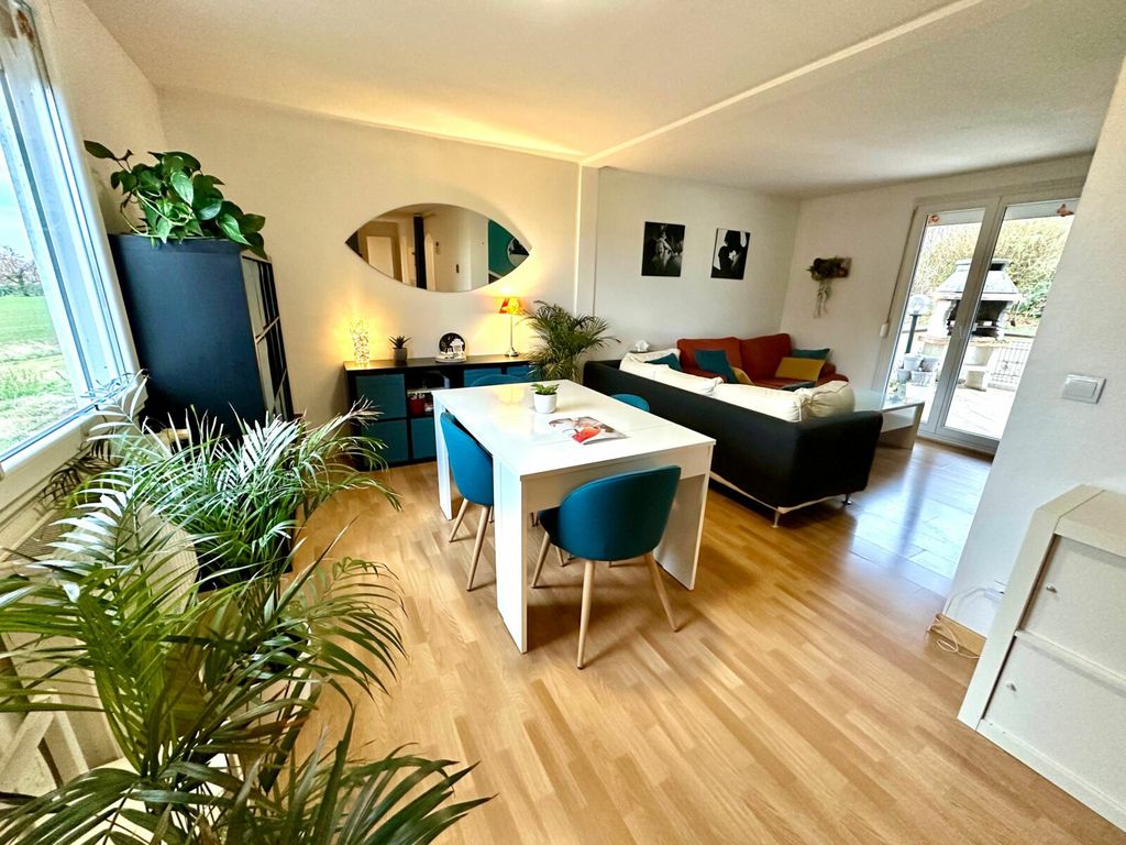 Achat maison à vendre 3 chambres 91 m² - Kuttolsheim