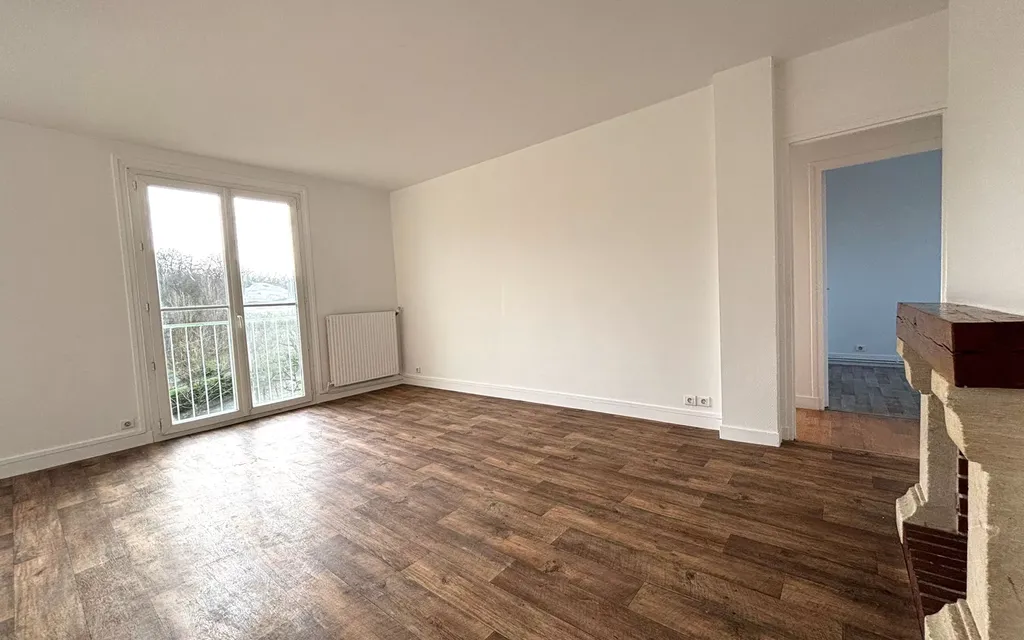 Achat appartement à vendre 4 pièces 64 m² - Compiègne