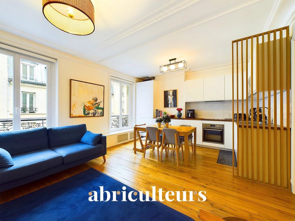 Achat appartement à vendre 3 pièces 51 m² - Paris 18ème arrondissement