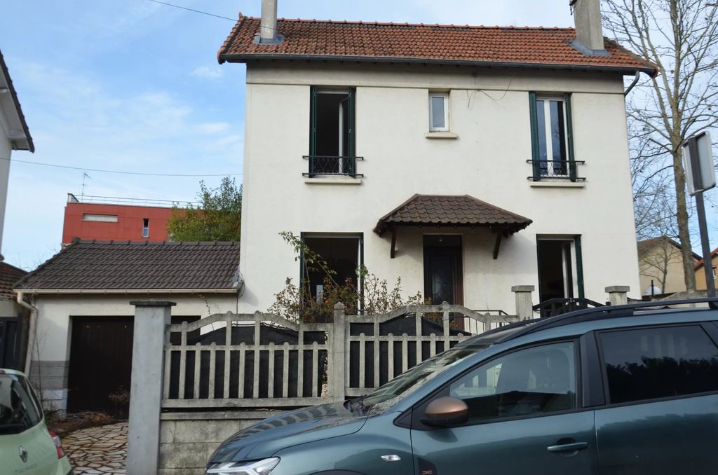 Achat maison à vendre 4 chambres 95 m² - Champigny-sur-Marne