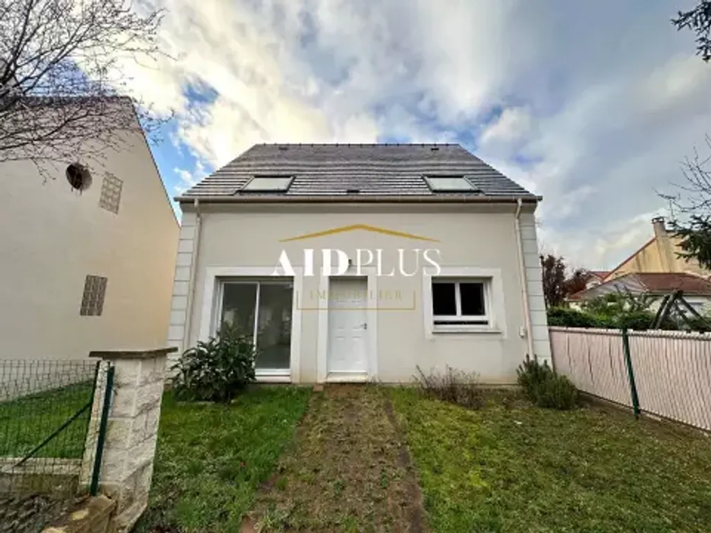 Achat maison à vendre 3 chambres 105 m² - Saint-Leu-la-Forêt
