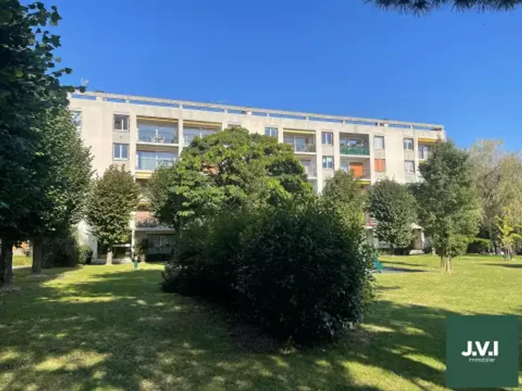 Achat appartement à vendre 3 pièces 64 m² - Montmorency