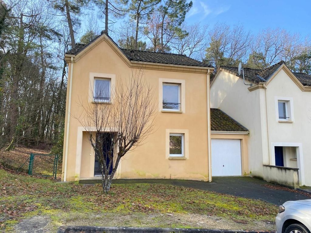 Achat maison à vendre 3 chambres 90 m² - Champcevinel