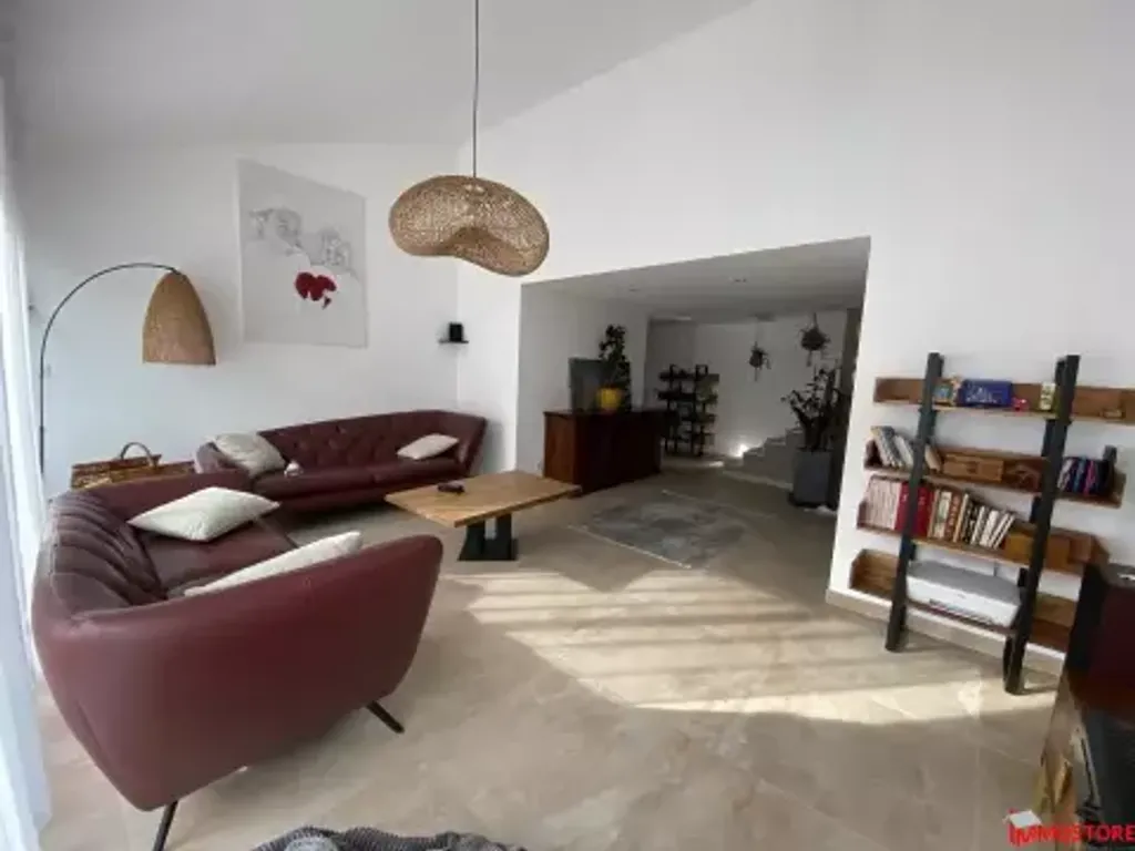 Achat maison à vendre 4 chambres 150 m² - Attenschwiller