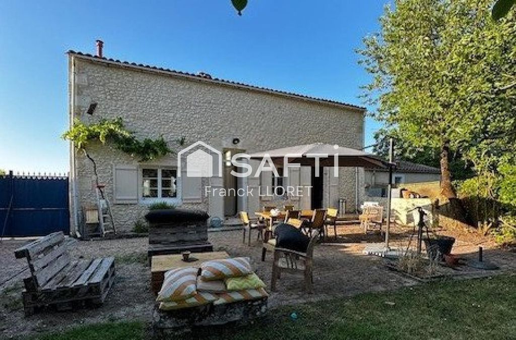 Achat maison à vendre 4 chambres 250 m² - Lesparre-Médoc