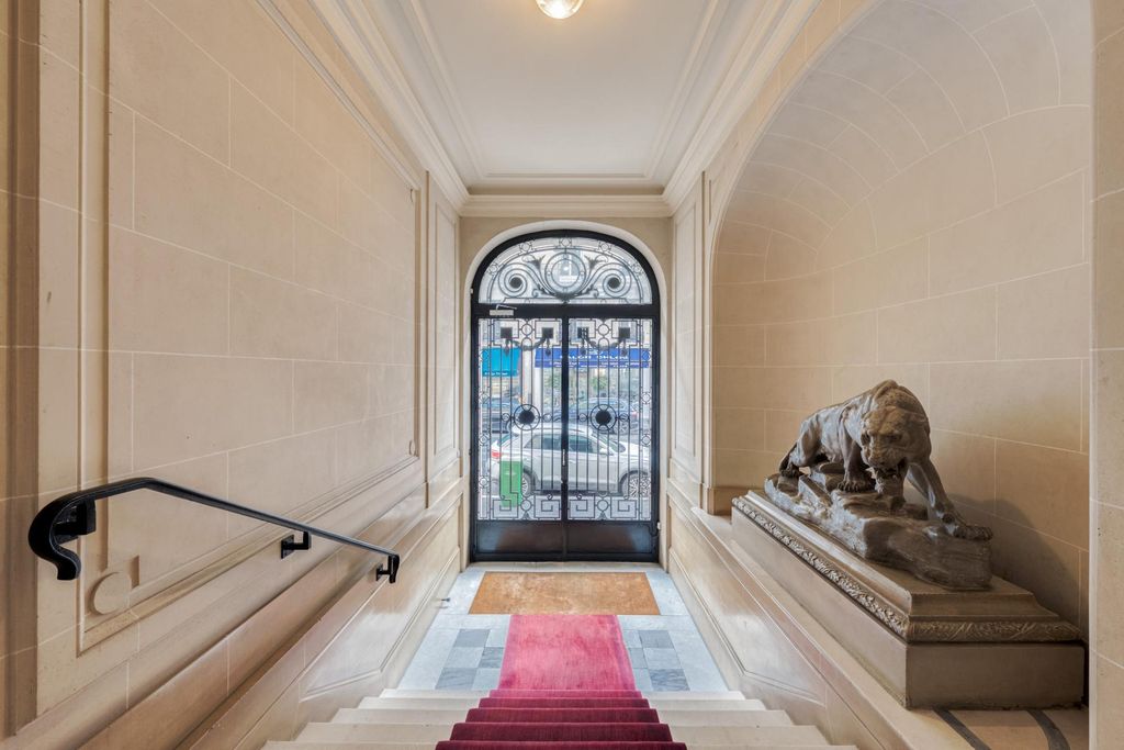 Achat appartement à vendre 4 pièces 93 m² - Paris 17ème arrondissement