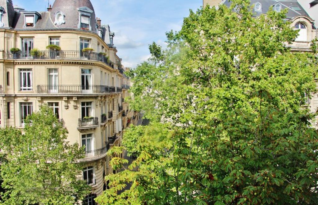 Achat appartement à vendre 3 pièces 68 m² - Paris 17ème arrondissement