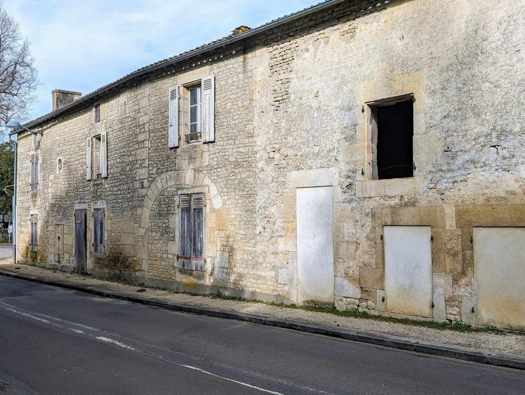 Achat maison à vendre 5 chambres 170 m² - François