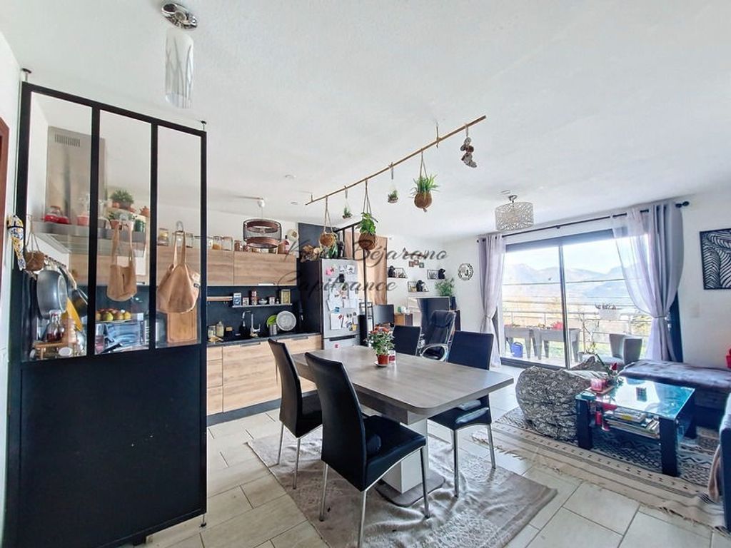Achat appartement à vendre 2 pièces 45 m² - Scionzier