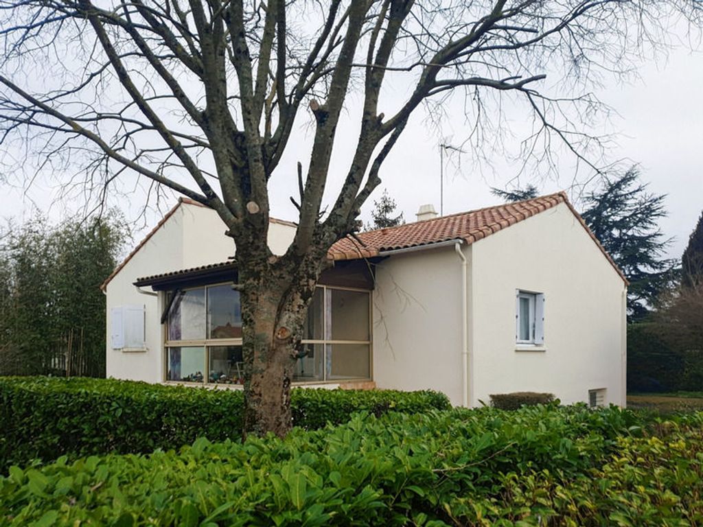 Achat maison à vendre 4 chambres 129 m² - Niort